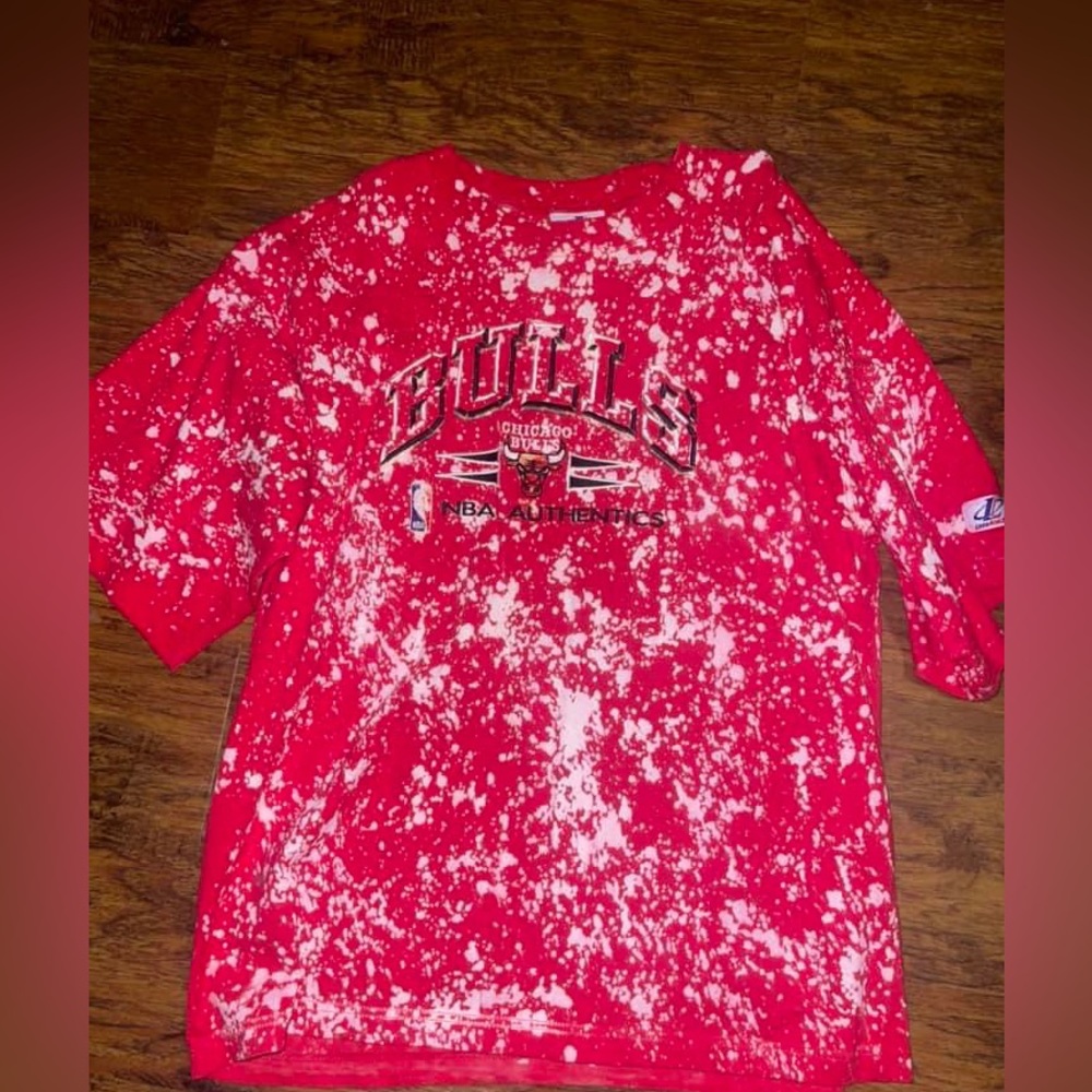 Oversized women’s graphic tee - Bulls